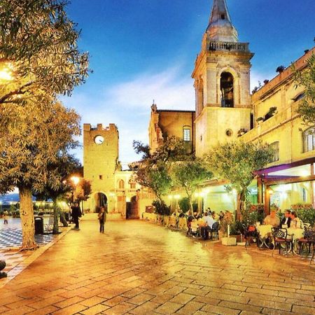 Hotel Villa Riis Taormina Exterior foto