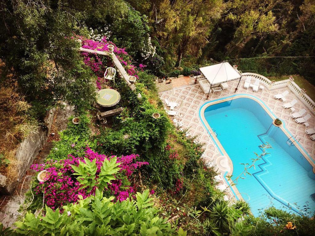 Hotel Villa Riis Taormina Exterior foto