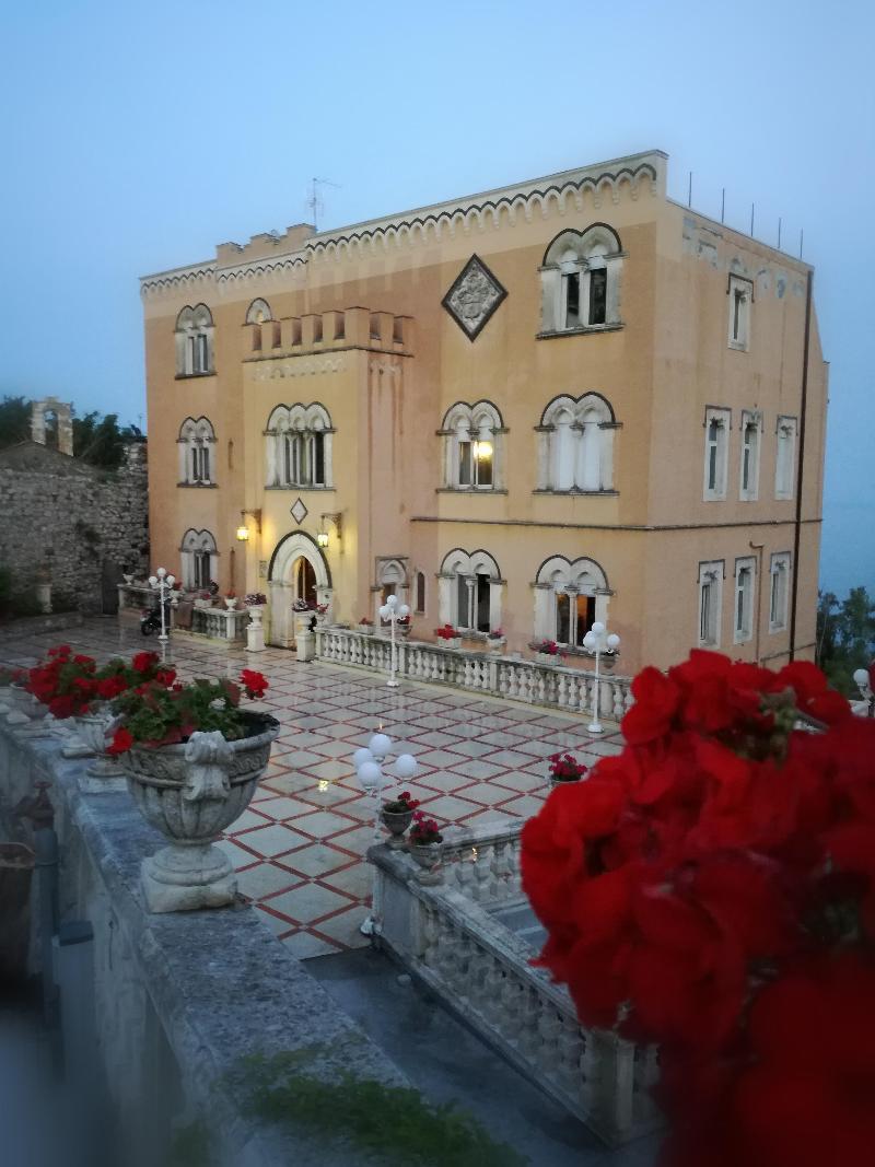 Hotel Villa Riis Taormina Exterior foto